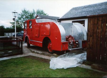 Dennis F8