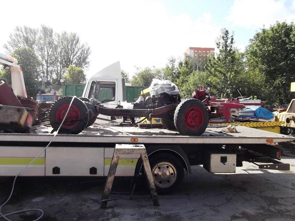 Chassis, Engine and Drive Train